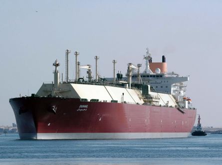 قطر توسع أسطولها لنقل الغاز ببناء 18 ناقلة بـ6 مليارات دولار