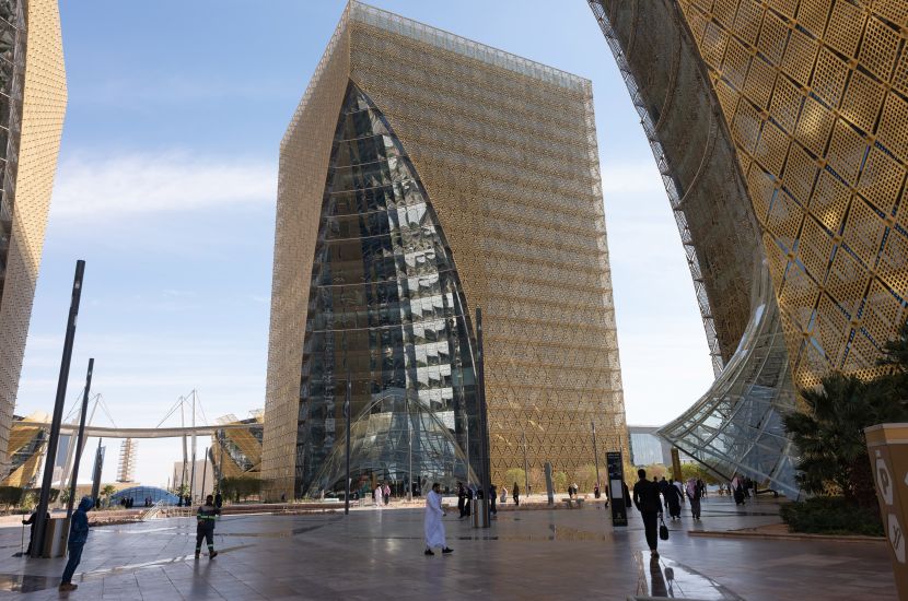 Bloomberg: Riad ist dabei, das Ziel einer Verdoppelung seiner Bevölkerung bis 2030 zu reduzieren