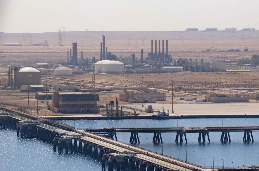 ليبيا تعين خليفة عبد الصادق لتصريف أعمال وزارة النفط - اقتصاد الشرق مع بلومبرغ