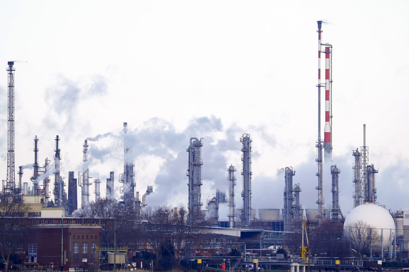 إحدى منشآت شركة "باسف" الألمانية، أكبر منتج للمواد الكيميائية في أوروبا. قد تخفّض الشركة إنتاجها بسبب ارتفاع تكلفة الغاز
