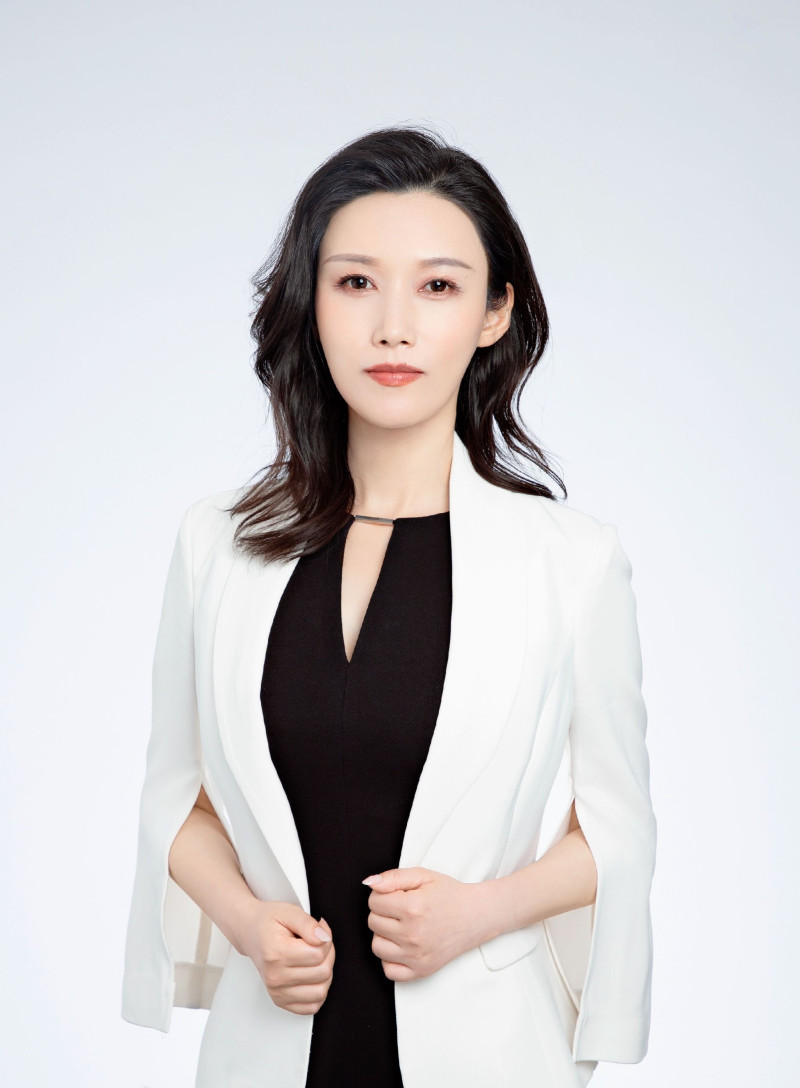 تشاو يوان يوان مديرة صندوق "تشنتشن تشيانهاي جيانهونغ"
