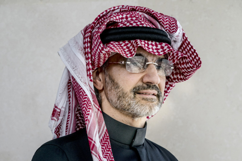 الملياردير السعودي الأمير الوليد بن طلال، مؤسس شركة "المملكة القابضة"، الرياض، المملكة العربية السعودية.