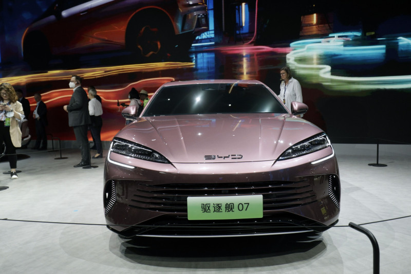 استولت "بي واي دي" مؤخراً على مكانة "فولكس واجن" لتصبح العلامة التجارية الأكثر مبيعاً للسيارات في الصين.