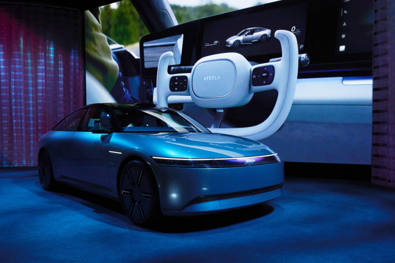 "سوني هوندا موبيليتي" تكشف عن نموذجها الأولي لسيارة "أفيلا" الكهربائية.