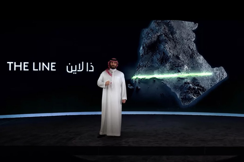 الأمير محمد بن سلمان ولي العهد السعودي عند إعلانه عن مشروع "ذا لاين" في مدينة "نيوم" في يناير 2021
