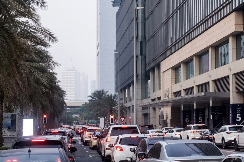 تكدس مروري بمنطقة مركز دبي المالي العالمي