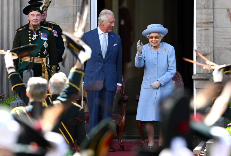 تشارلز والملكة في إدنبرة في 30 يونيو 2022