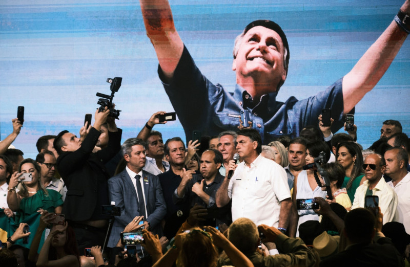 رئيس البرازيل جاير بولسونارو يتحدث خلال حملته الانتخابية في برازيليا