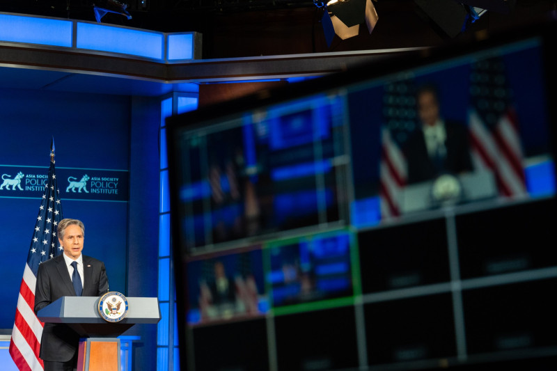 وزير الخارجية الأمريكي، أنتوني بلينكن، يتحدث أثناء وضع الخطوط العريضة لإستراتيجية الولايات المتحدة تجاه الصين في جامعة جورج واشنطن، في العاصمة الأمريكية واشنطن يوم الخميس 26 مايو. 