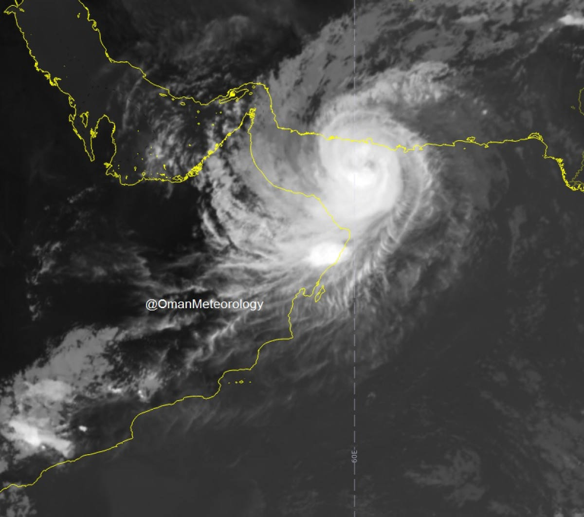 اعصار شاهين عمان