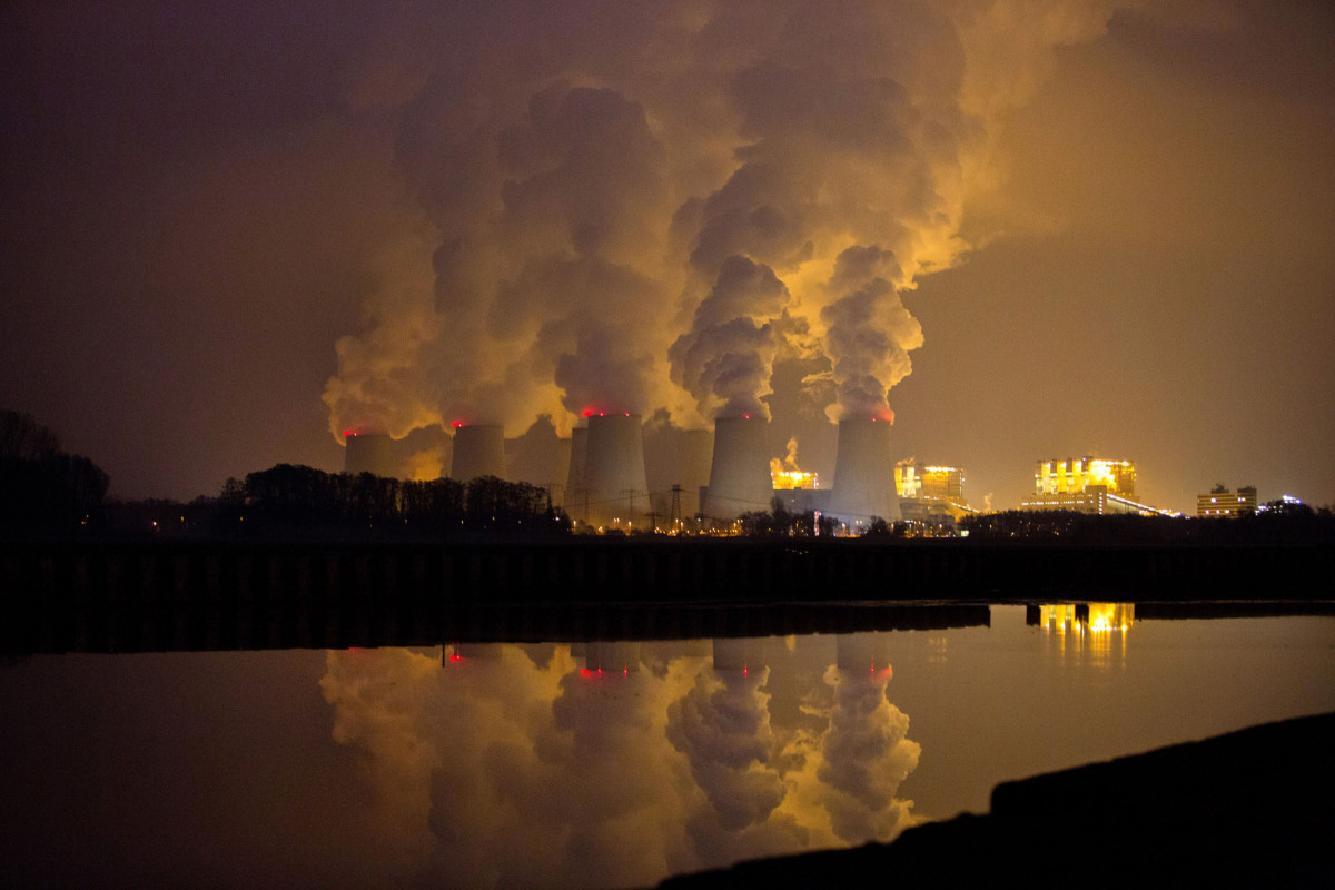 الطاقة الدولية": الانبعاثات الكربونية تتجه لمستويات قياسية في 2023 - اقتصاد  الشرق مع بلومبرغ