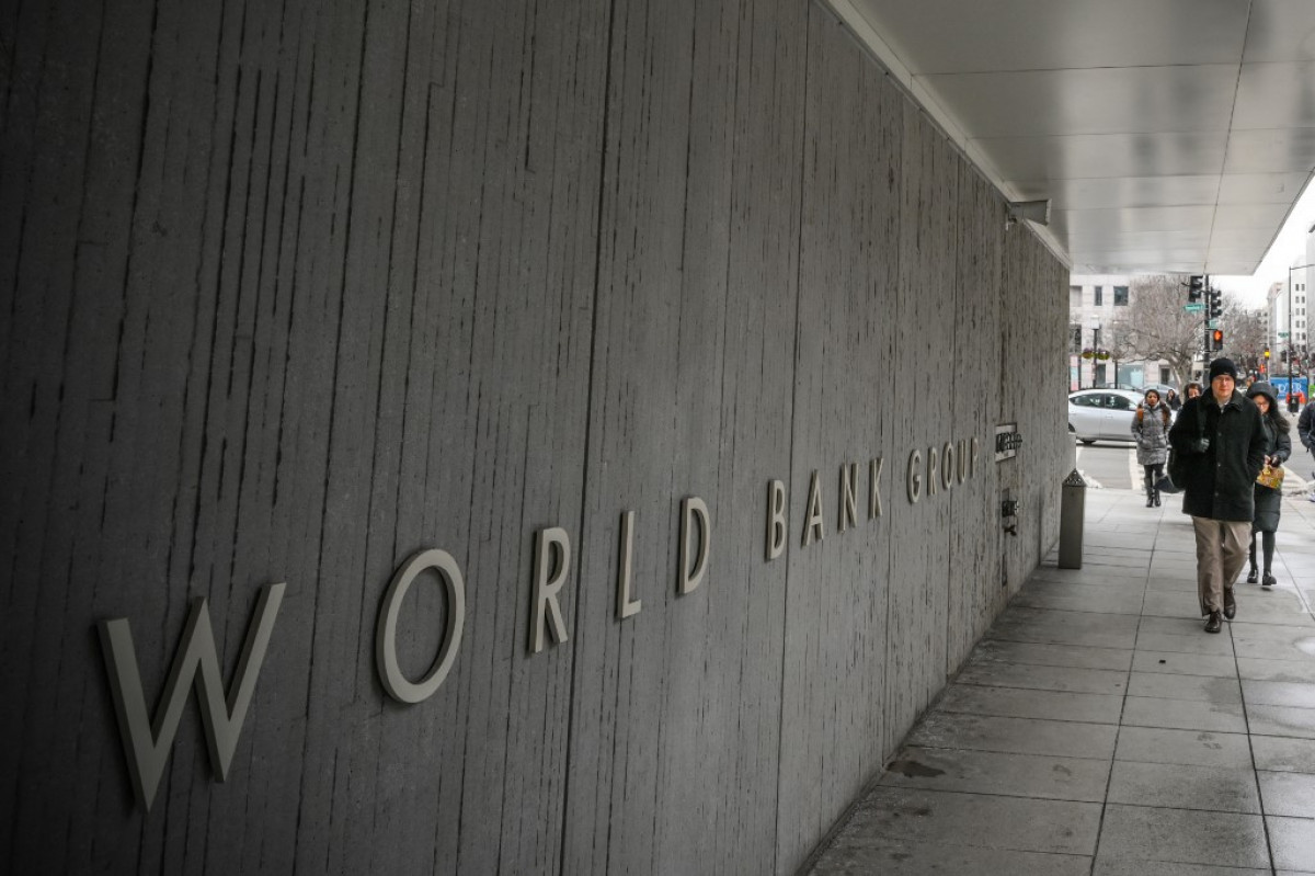 البنك الدولي يخفض توقعاته لنمو الاقتصاد العالمي إلى 4% في 2021 - اقتصاد الشرق مع بلومبرغ
