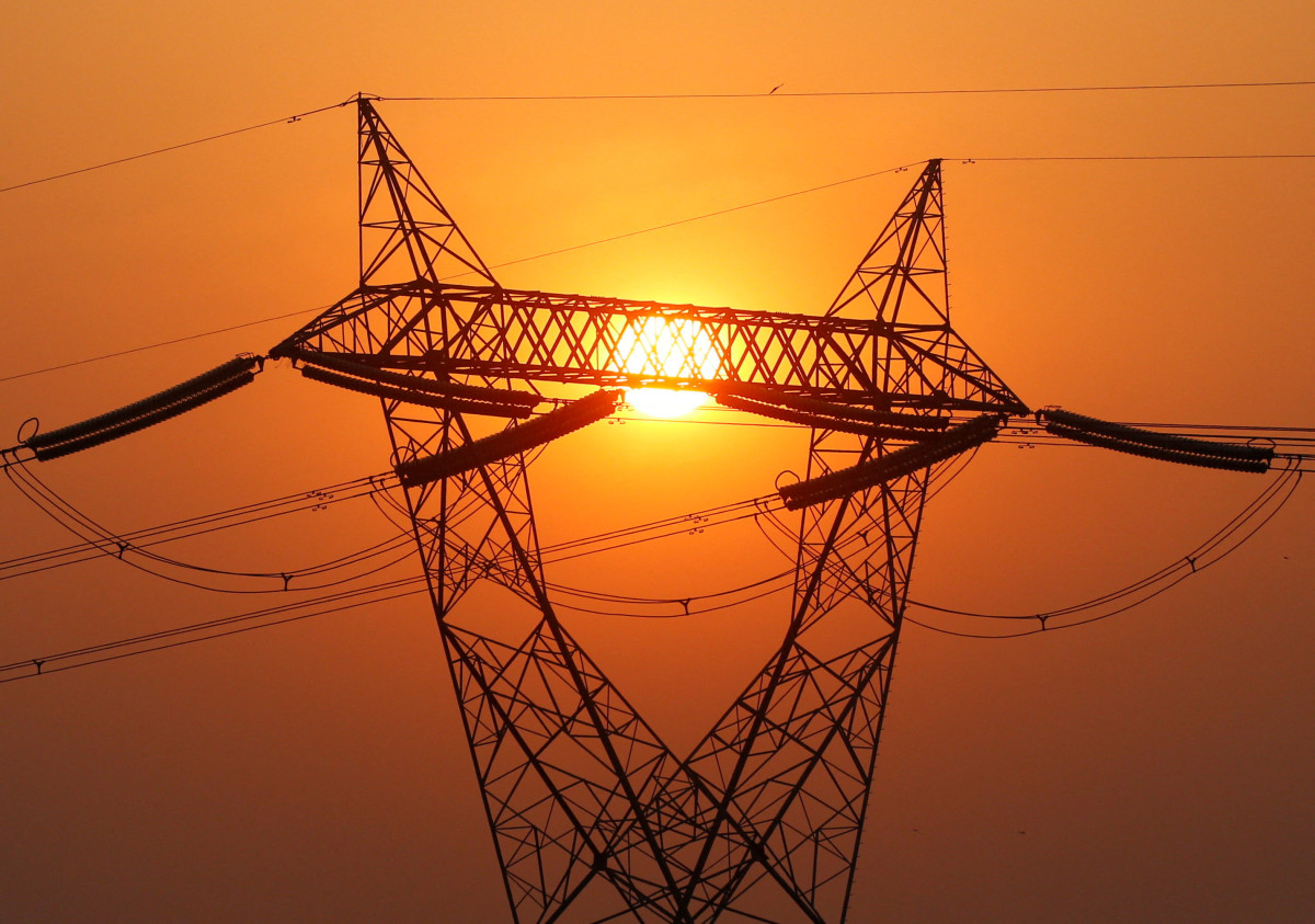 أزمة تخفيف أحمال الكهرباء في مصر مستمرة حتى مارس 2024 - اقتصاد الشرق مع  بلومبرغ